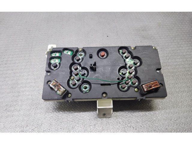 Přístrojová deska Nissan Almera Tino 2001 BU010