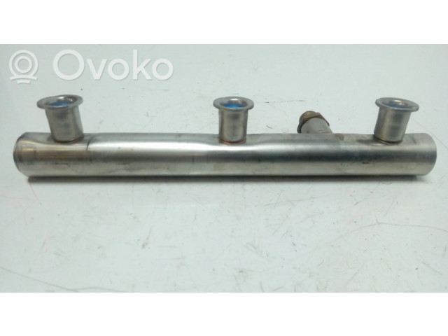 Топливная рампа 06E130090F   Audi A4 S4 B8 8K 3.0  для двигателя CAKA