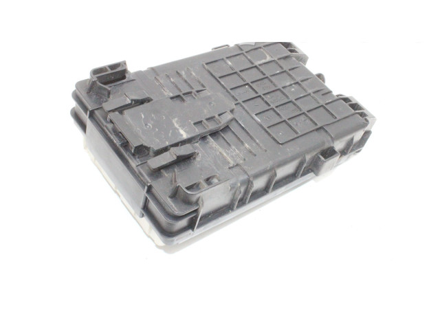 Pojistková skříňka 284B71BN0A Nissan 370Z 2013