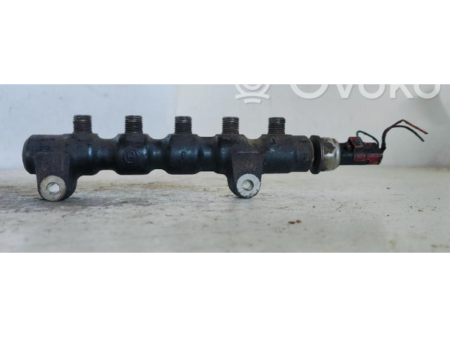 Топливная рампа 9654592680 Citroen C4 I для двигателя 9HYDV6TED4