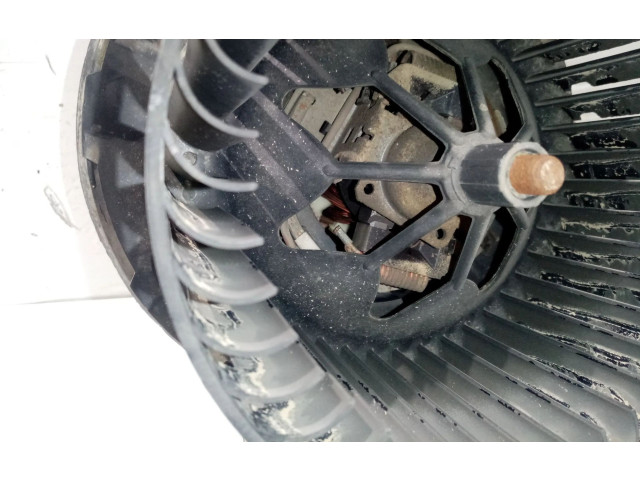 Вентилятор печки 1K1819015 Volkswagen Caddy