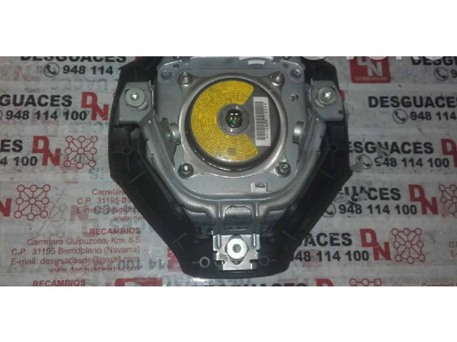 Подушка безопасности водителя GJ082211668   Subaru Forester SF