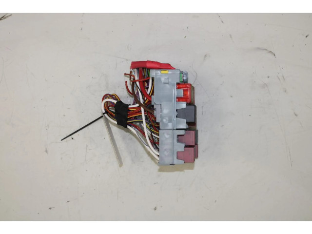 Блок предохранителей    Jeep Renegade    