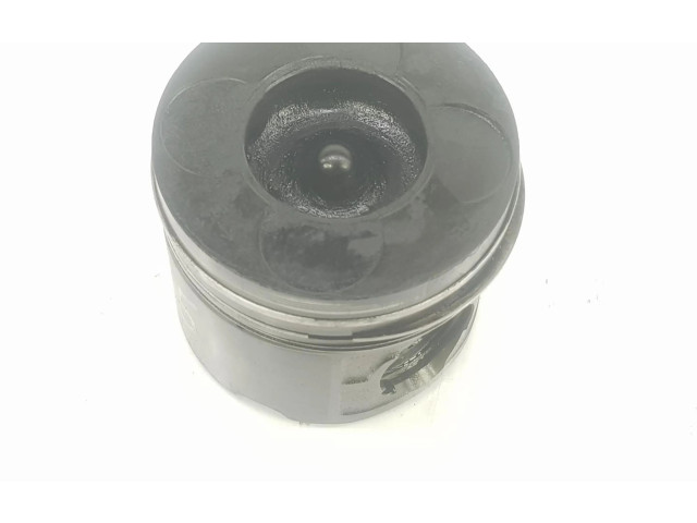 Поршень с шатуном 11217786998 BMW X5 E53 2.9