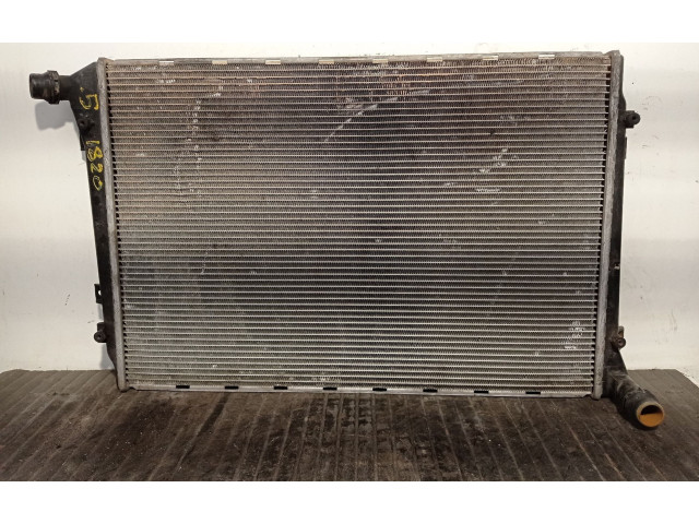 Радиатор охлаждающей жидкости 1K0121251AM Volkswagen Jetta V 2005 - 2010 года