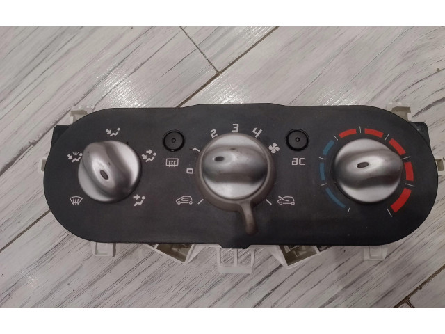 Блок управления климат-контролем 69837001 Renault Twingo II