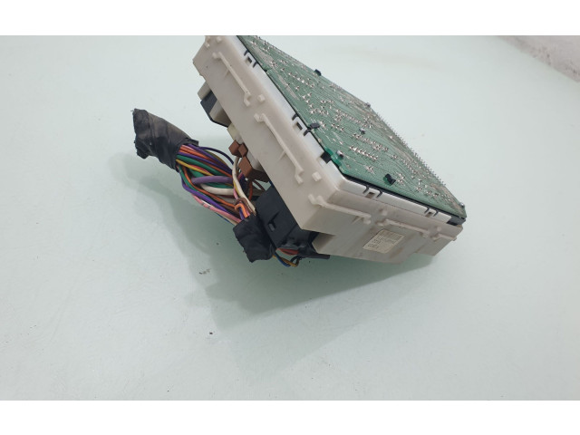 Pojistková skříňka 284B7AX61A Nissan Note (E11) 2008