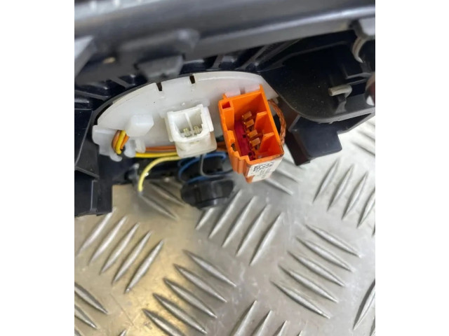 Подушка безопасности водителя 30721915, P30721915 Volvo V70