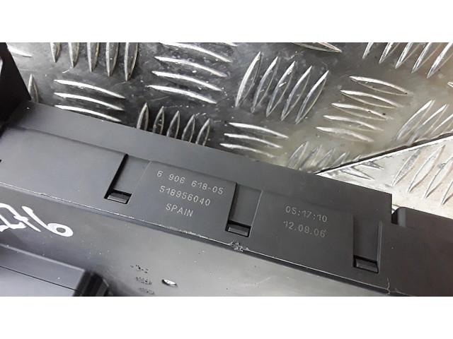   Pojistková skříňka 690661805   BMW M5 2006