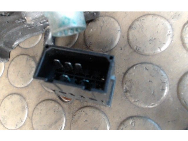 Зеркало электрическое        Audi A6 S6 C5 4B  1997 - 2005 года   