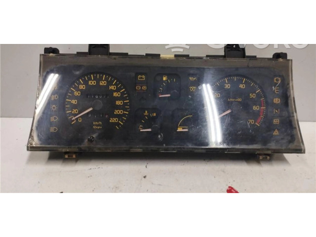 Přístrojová deska  Renault 21 1992 7700797032, 0090059  