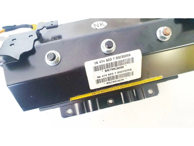 Подушка безопасности пассажира 964748237, 03220268   Chevrolet Nubira