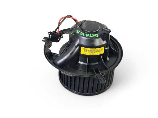 Вентилятор печки 1K1820015D, F993987C Skoda Octavia Mk2 (1Z)