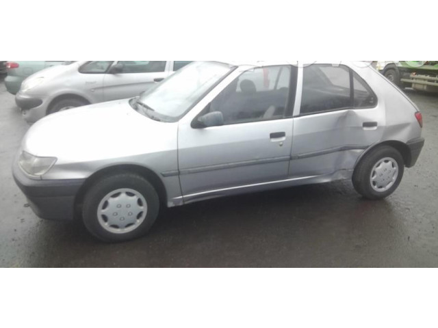 Ручка стеклоочистителей 623983 Peugeot 306