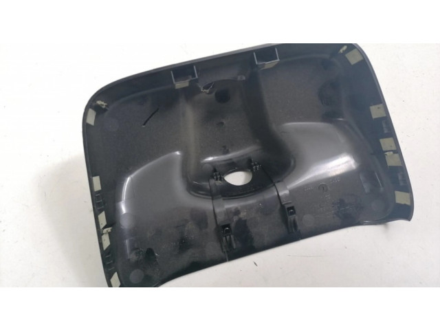 Другая деталь салона