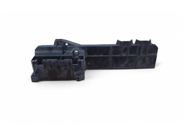 Блок предохранителей 6906618   BMW 5 E60 E61    