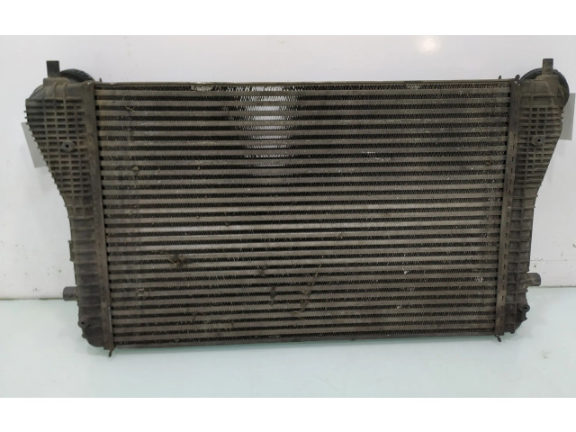 Интеркулер 1K0145803A Audi A3 S3 8L