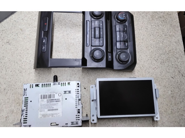 Дисплей    FL3T19C107HG, FL3T18B955FB   Ford F150