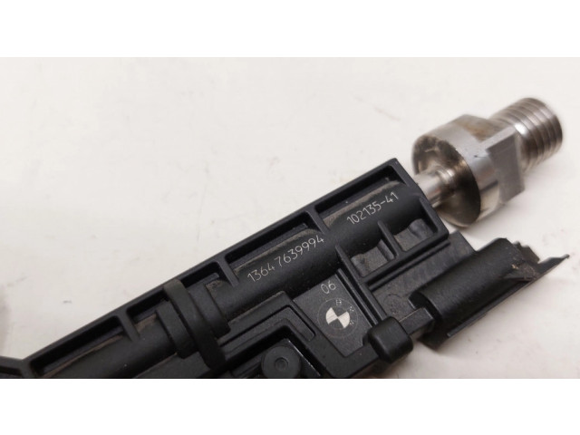 Vstřikovač 13647639994, 0261500533 BMW 7 F01 F02 F03 F04 pro benzínový motor 4.4