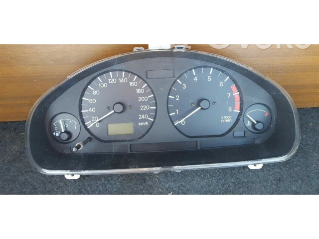 Панель приборов MR308400   Mitsubishi Carisma       