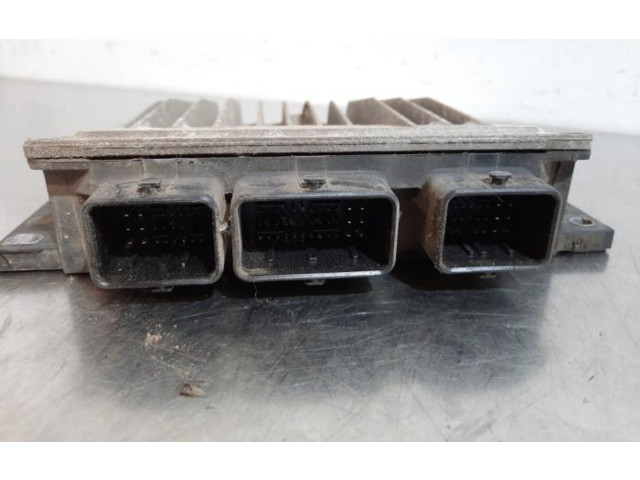 Блок управления двигателя 8200471073, 8200741052 Renault Twingo II