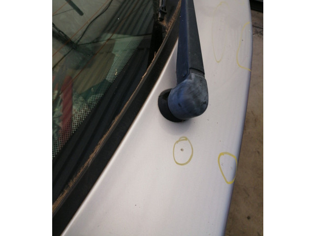 Моторчик заднего дворника 00006405H2 Citroen Xsara