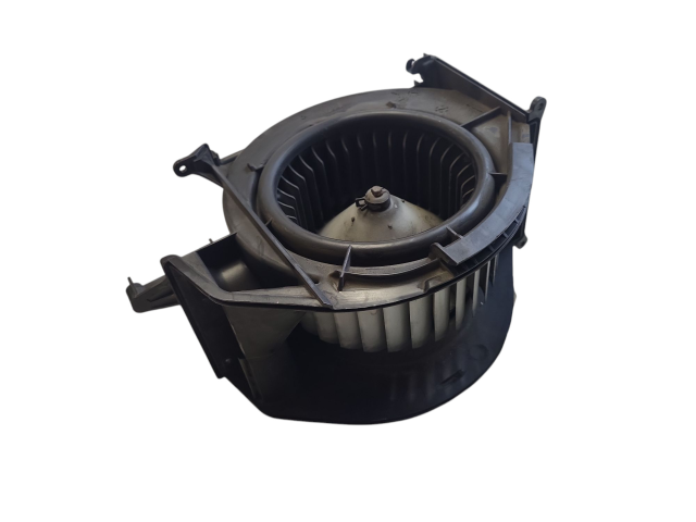 Вентилятор печки       Audi A6 S6 C6 4F