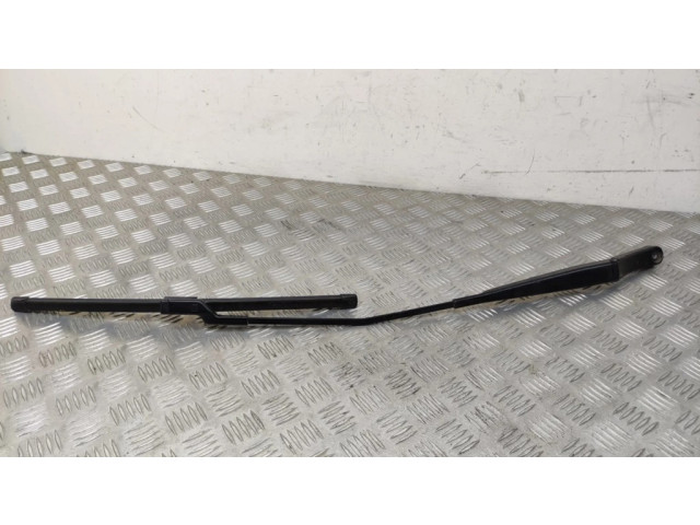 Ножка стеклоочистителей лобового стекла