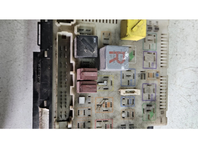 Блок предохранителей 96AG14A073DA Ford Escort