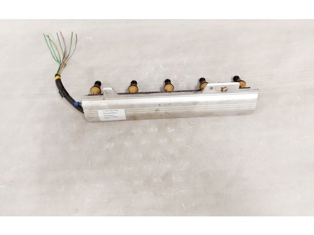 Топливная рампа 9186836   Volvo S80  