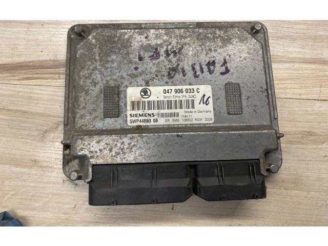 Блок управления двигателя 047906033C, 5WP4429308 Skoda Fabia Mk2 (5J)