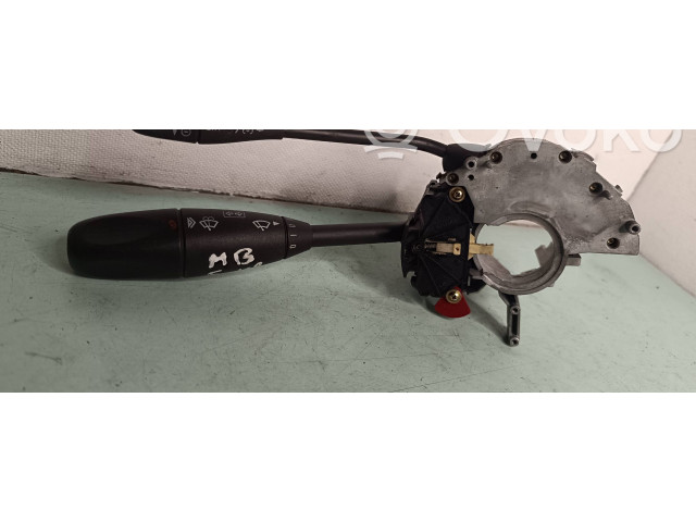 Ручка стеклоочистителей A1715402245, A1715402245   Mercedes-Benz E W211