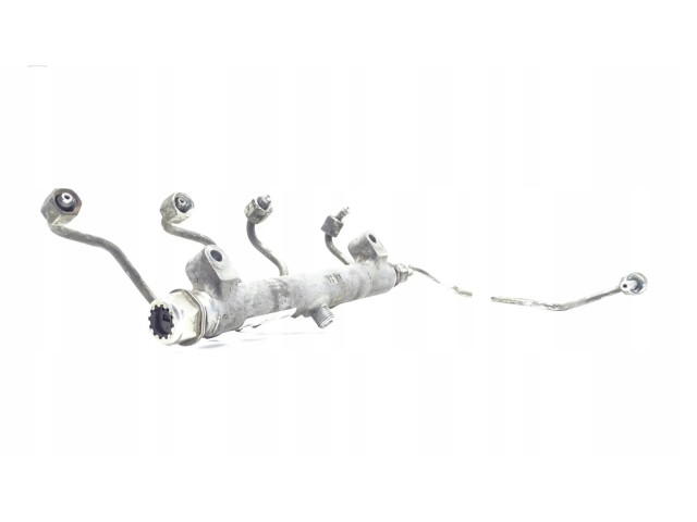 Vstřikovací lišta 057130089Q Audi A8 S8 D4 4H