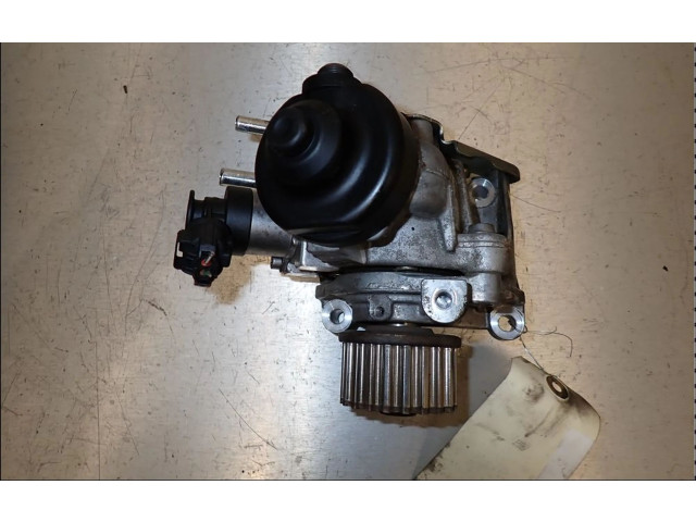 Топливный насос 167001056R    Renault Clio IV  K9KB608 