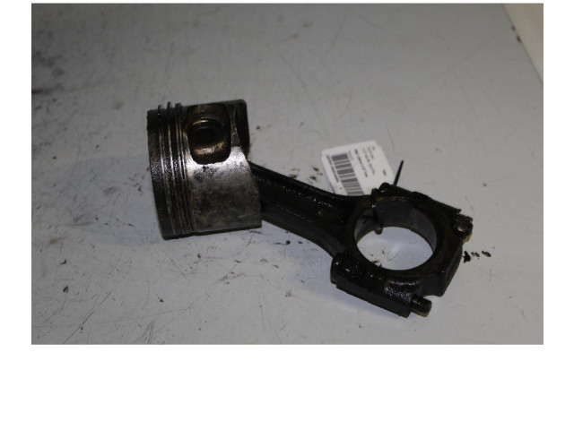 Píst Fiat Punto (176)