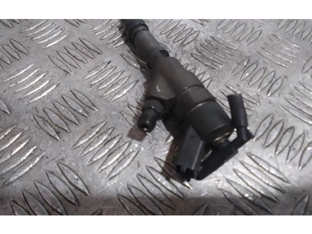 Форсунка 0445110008    Peugeot 406  RHZ 