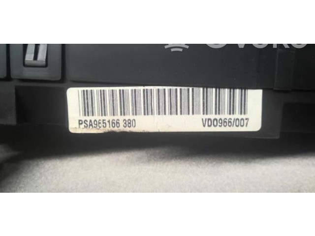 Панель приборов 00006105VY Citroen Xsara Picasso