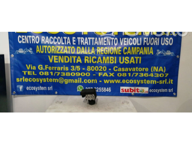 Блок АБС    Toyota  Corolla Verso E121  2001 - 2004 года