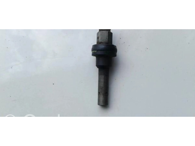 Vstřikovač 0437502010 Mercedes-Benz S W126 pro benzínový motor 2.6