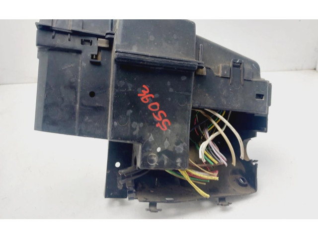   Pojistková skříňka 8701A08   Citroen C-Crosser 2007