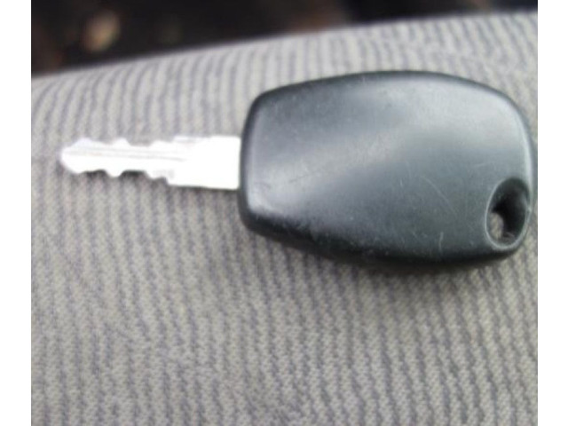 Подушка безопасности водителя Dacia Logan I