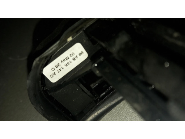 Мултифункционный включатель управления / ручка