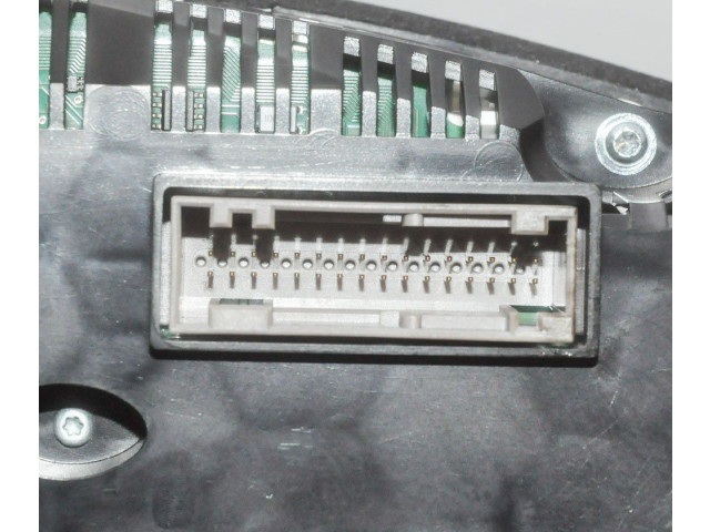 Панель приборов 8R0920980T Audi Q5 SQ5