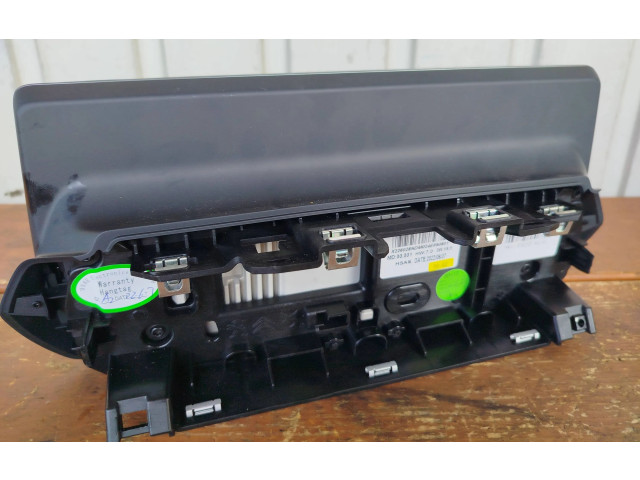 Дисплей    9841452080   Peugeot 2008 II