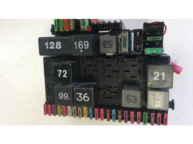 Блок предохранителей 7M0937025D Ford Galaxy