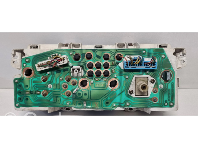 Přístrojová deska Toyota Starlet (P70) III 1985