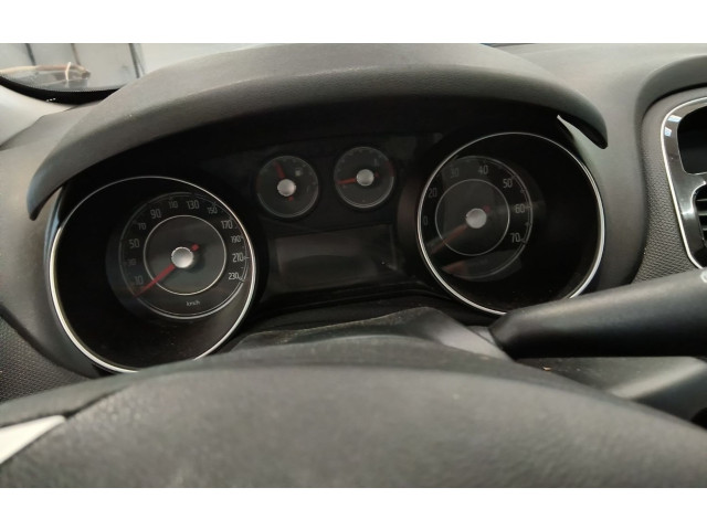 Přístrojová deska Fiat Punto Evo 2012