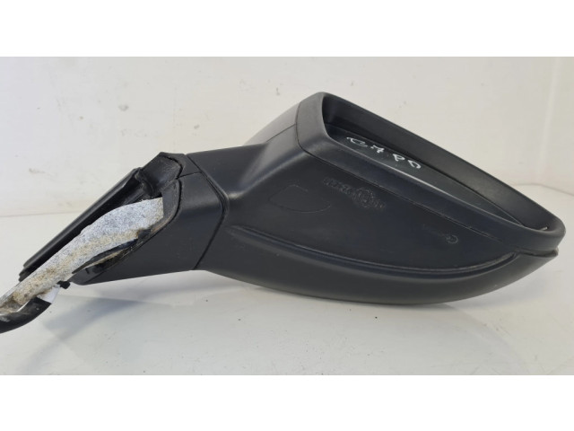 Зеркало электрическое правое Volkswagen Golf VII 2013-2019 года