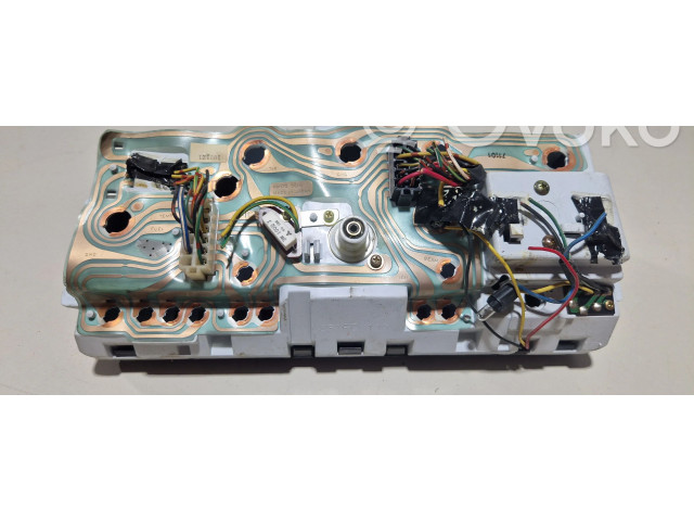 Панель приборов 351FB0100 Nissan Prairie