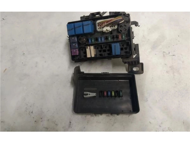   Pojistková skříňka 3671768k00, 3671768K00   Suzuki Alto 2013